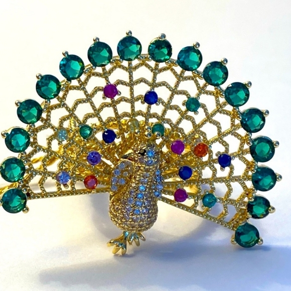 Eye Candy peacock 🦚 adjustable ring - Picture 6 of 6